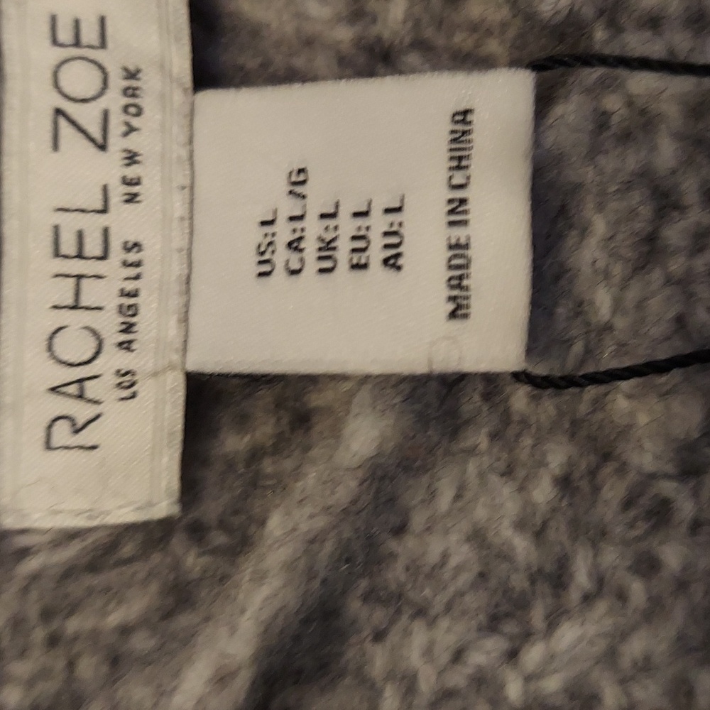 Sweater - Picture 6 of 6